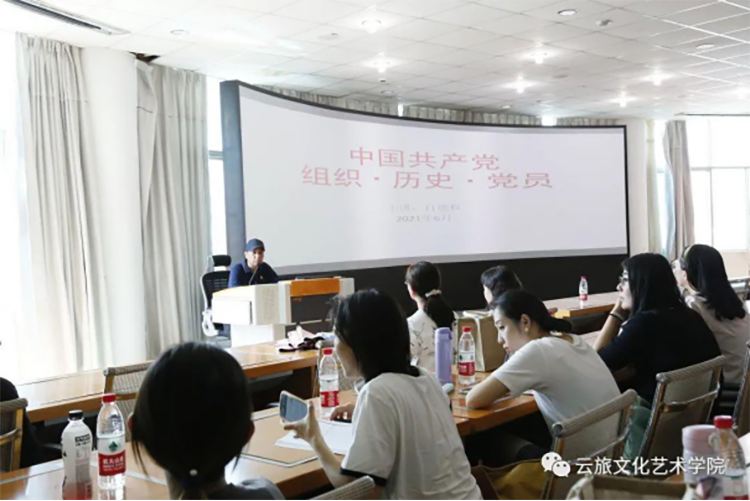 文化艺术杏运与昆明航空客(1)778.png 文化艺术杏运与昆明航空客(1)778.png